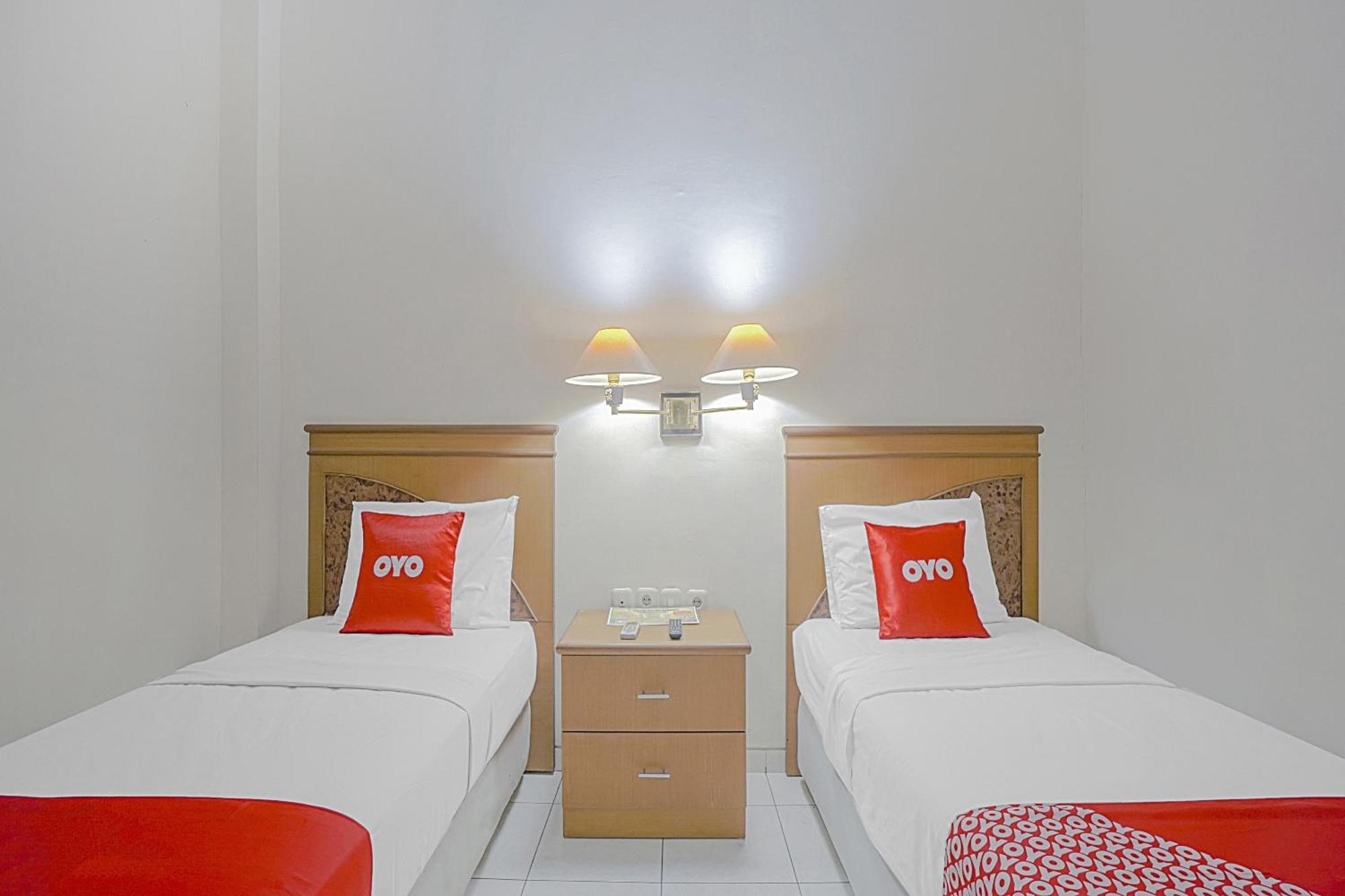 Oyo Life 90589 Palem Garden Hotel Тулунгагун Екстериор снимка