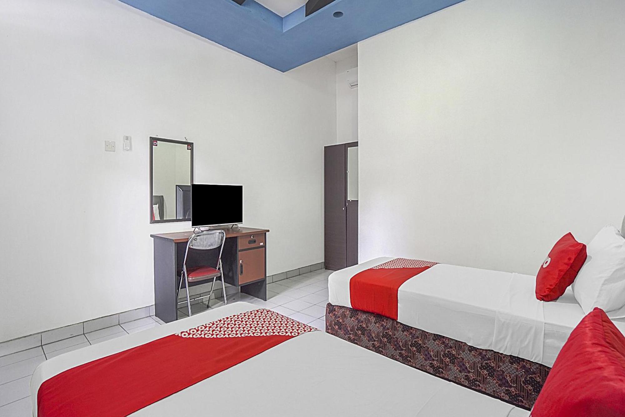 Oyo Life 90589 Palem Garden Hotel Тулунгагун Екстериор снимка